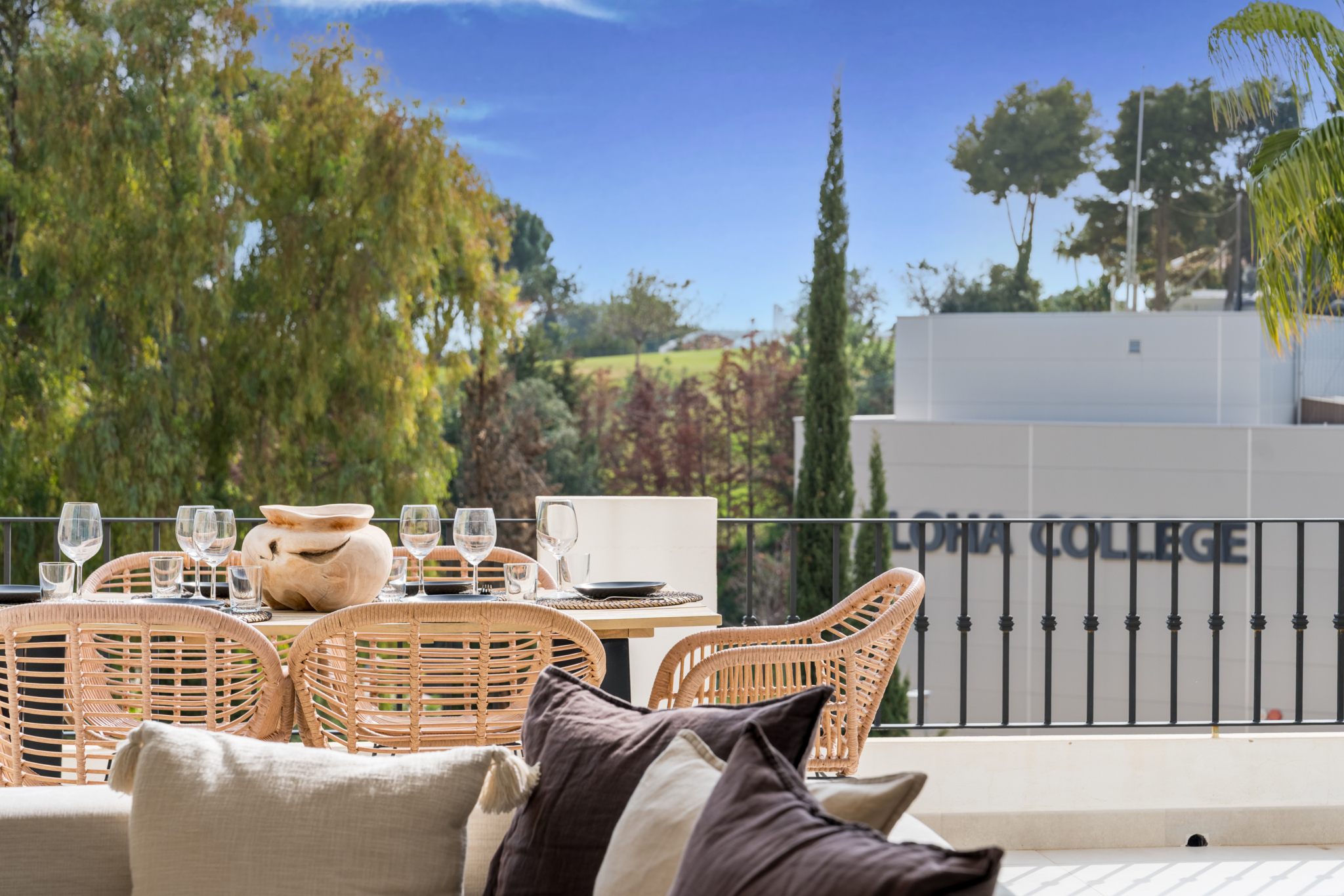 1 Main image Los Pinos-4