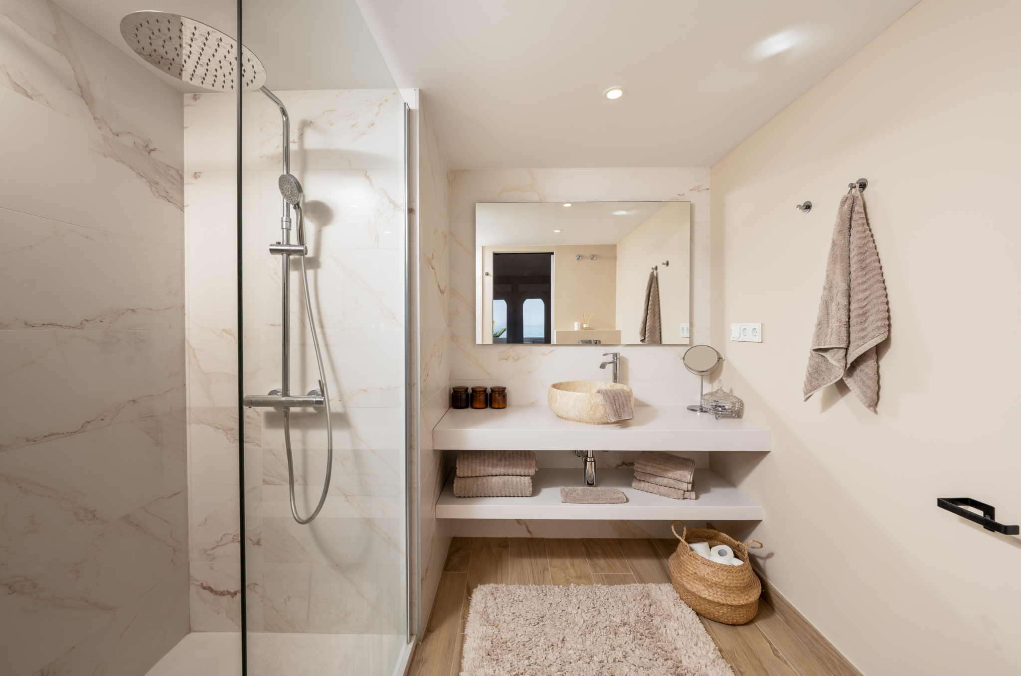 2025 6 6 Benedicte 4 MB 4