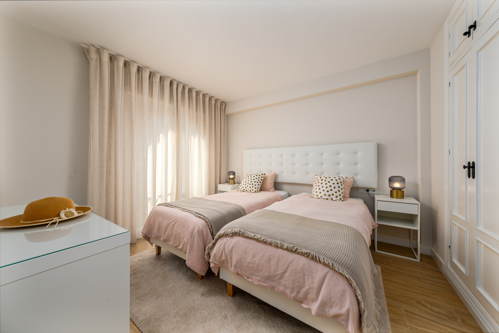 2025 6 6 Benedicte 5 Bedrooms 2