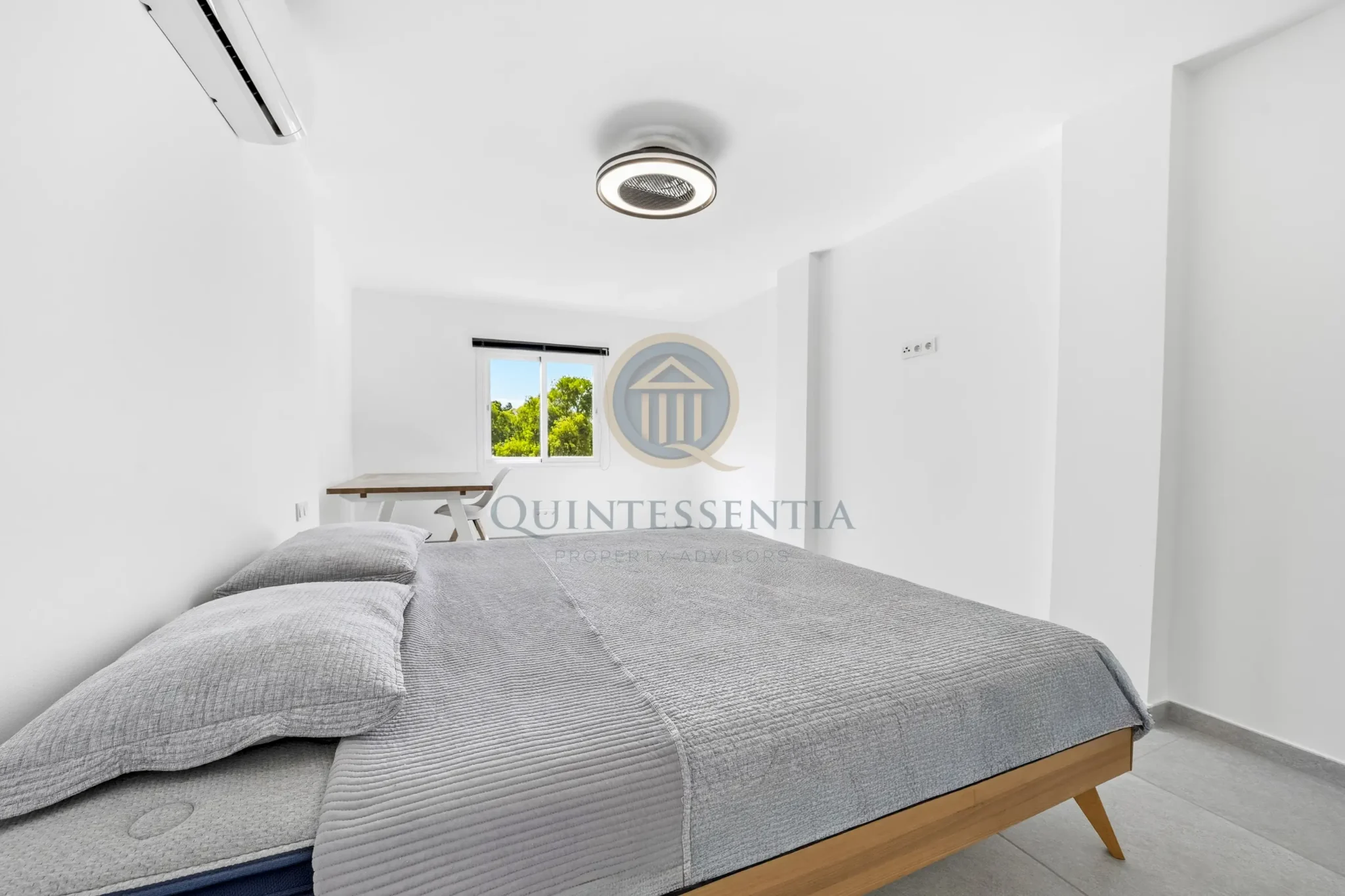 Elviria Double Pentahouse logo-20